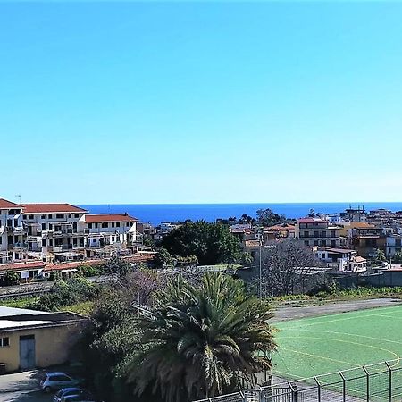 Casa Le Maioliche Appartement Giardini-Naxos Buitenkant foto
