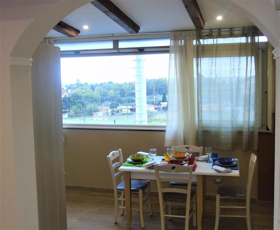 Casa Le Maioliche Appartement Giardini-Naxos Buitenkant foto
