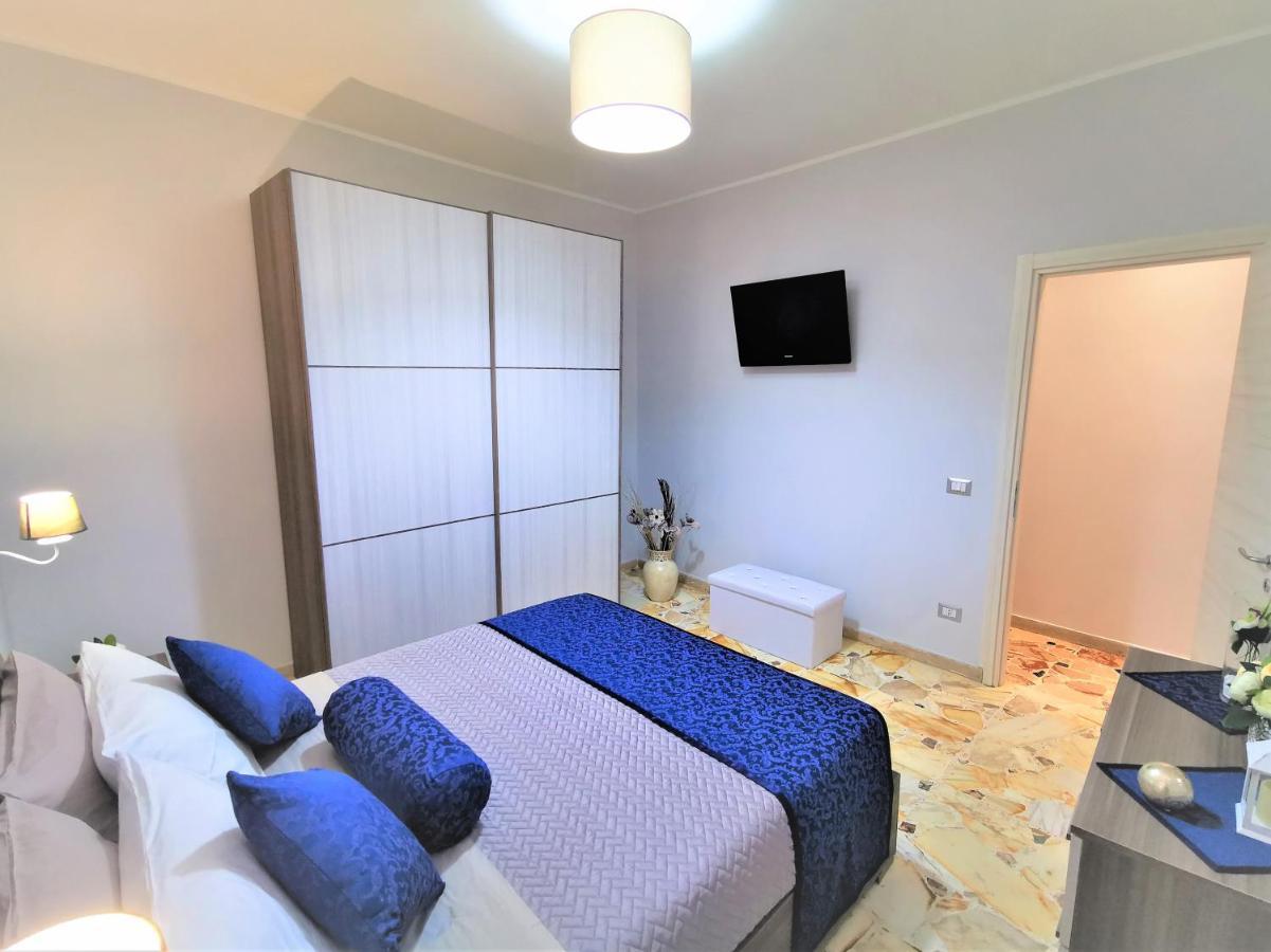 Casa Le Maioliche Appartement Giardini-Naxos Buitenkant foto